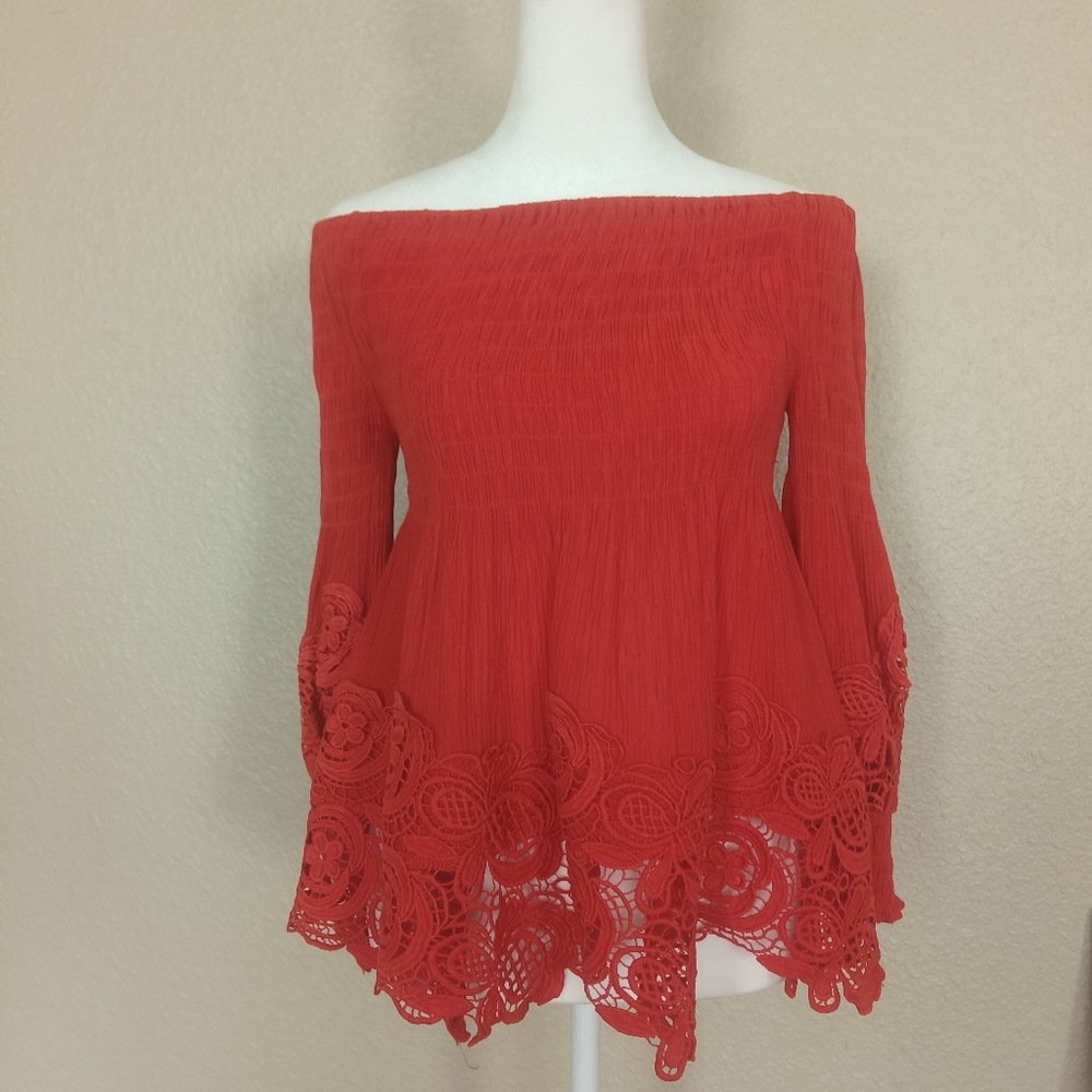 Petal Roz women's blouse with embroidered details puff sleeves size M orange cor